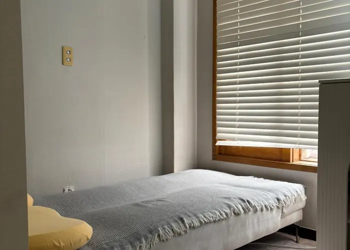 Gangnam 1min-cozy Studio-netflix-silver909